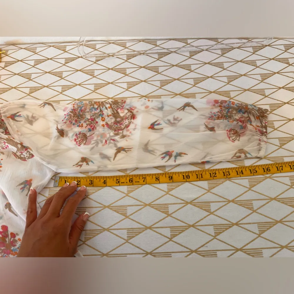 Kareena’s Sheer 100% Silk Floral Cover Up Dress Size S - Image 10