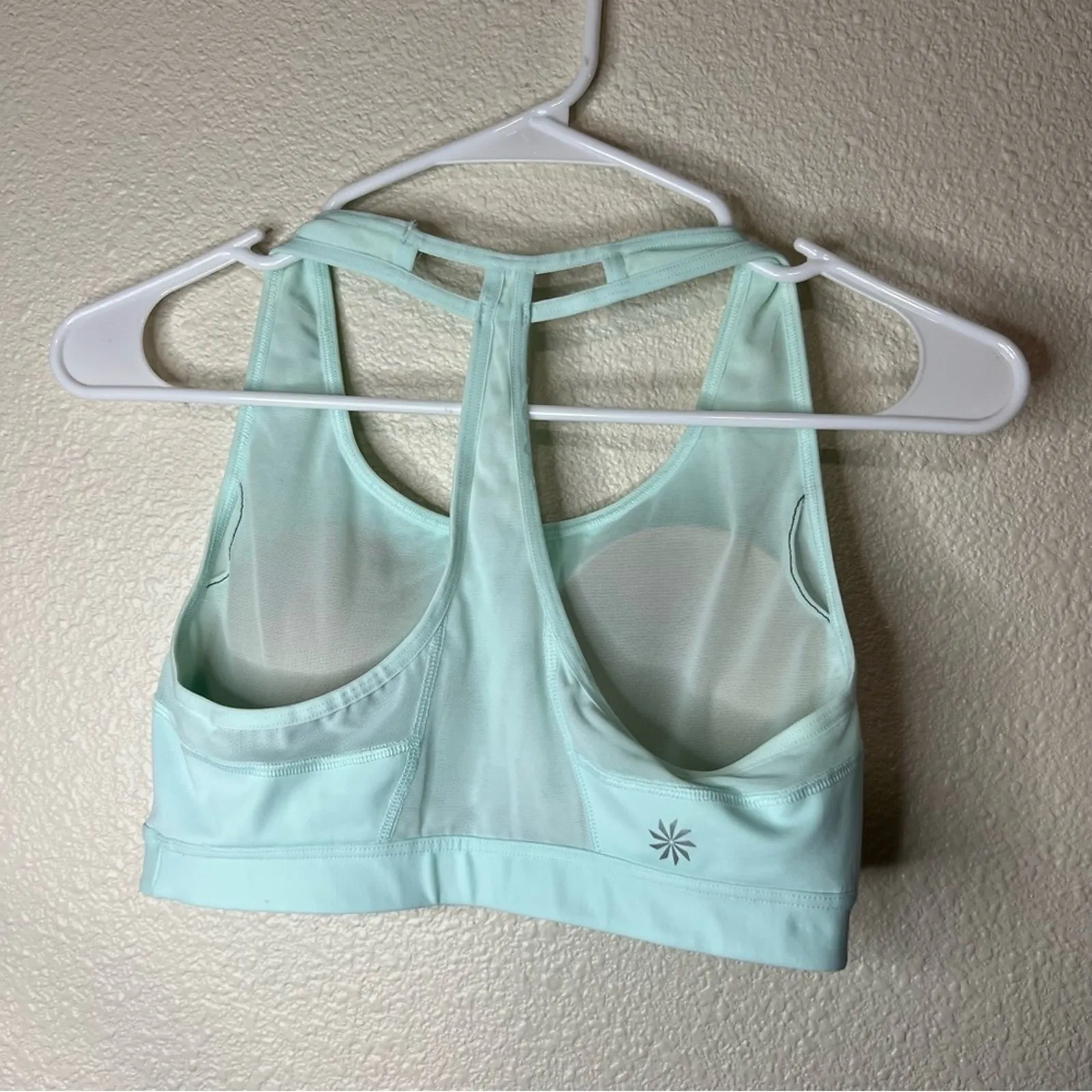 Athleta push the limit mint blue racerback sportsbra SMALL - Image 4
