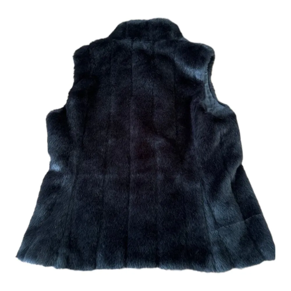 Banana Republic Faux Fur vest in steel gray size large - Image 5