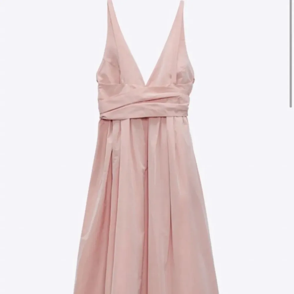 ZARA  VOLUMINOUS MIDI DRESS WITH BOW BELT PINK - Image 12