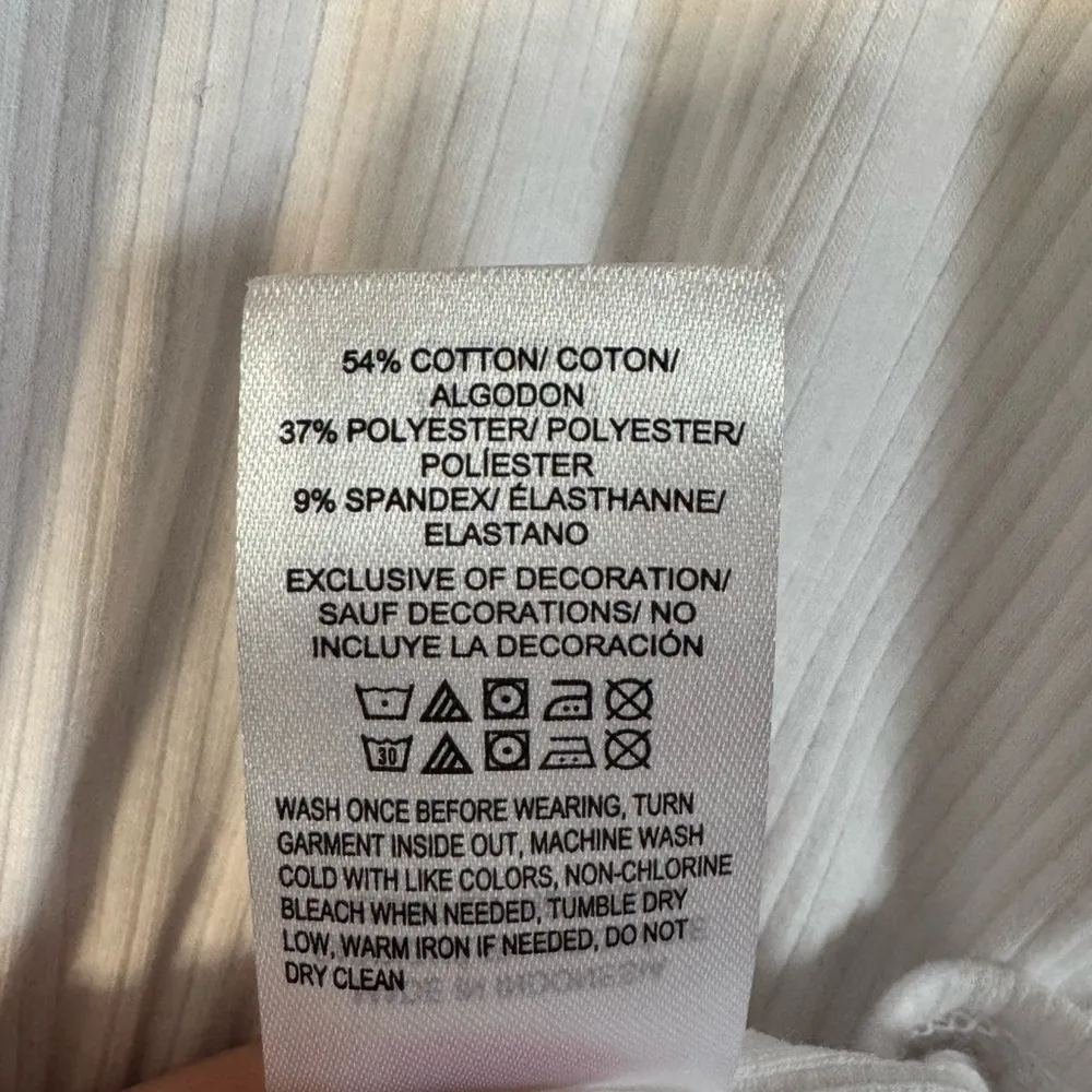 Cinched Flirty Tie Front Top White Size L NWT - Image 12