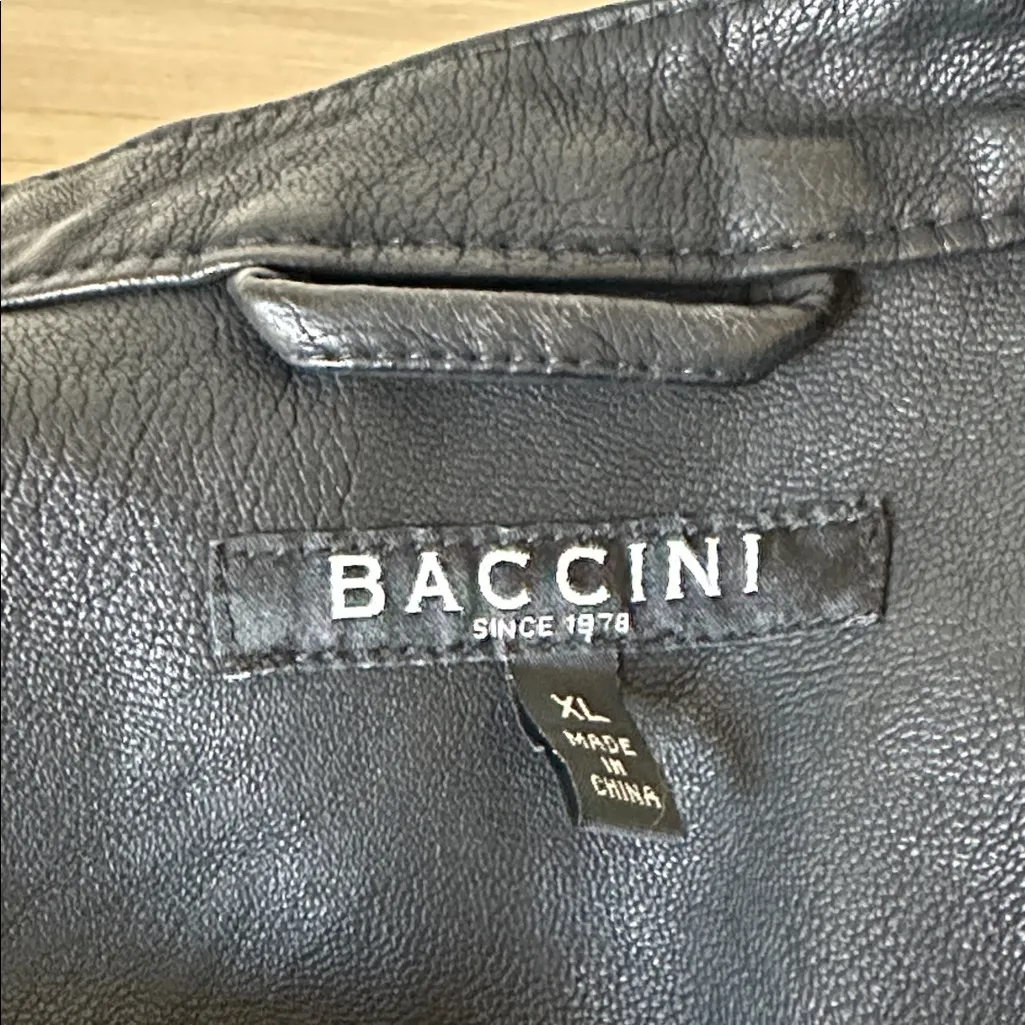 Baccini Black Faux Leather Women's Jacket - Image 7