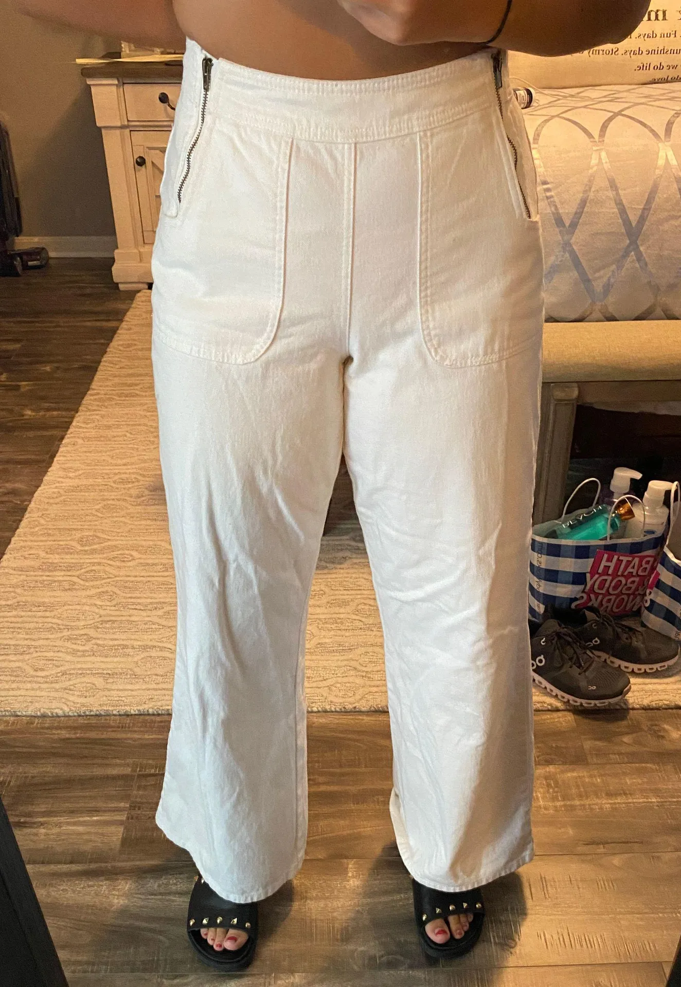 Gianni Bini High Waist White Jeans - Image 2