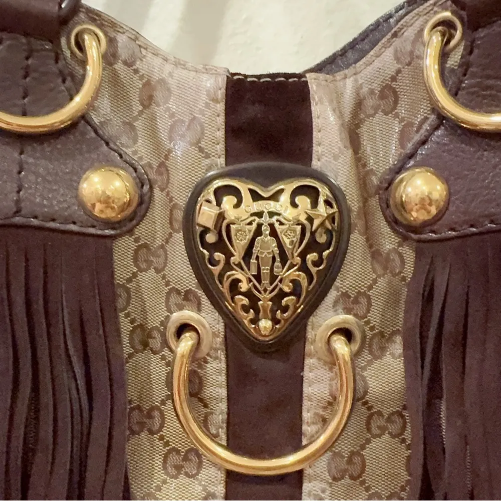 Authentic Gucci Beige Ebony GG Crystal Canvas Babouska Heart Tote Bag Large - Image 2