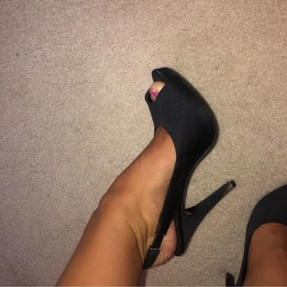 Lulu Townsend  Night-out Satin Platform Pump B29 - Image 4