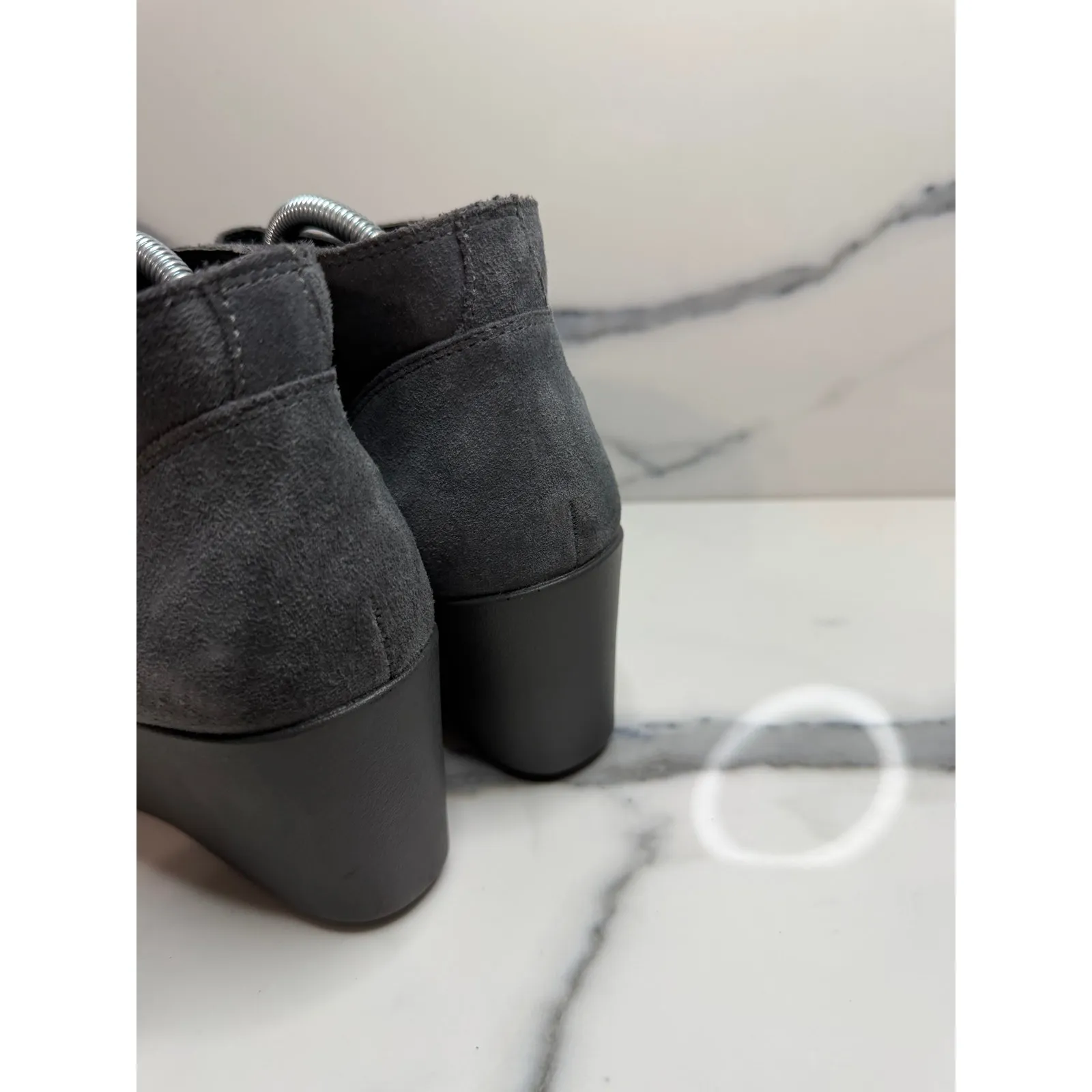 CROCS Wmns Gray Suede Leigh Wedge Boots Sz 9.5 Comfort Minimalist Closet Staple - Image 4