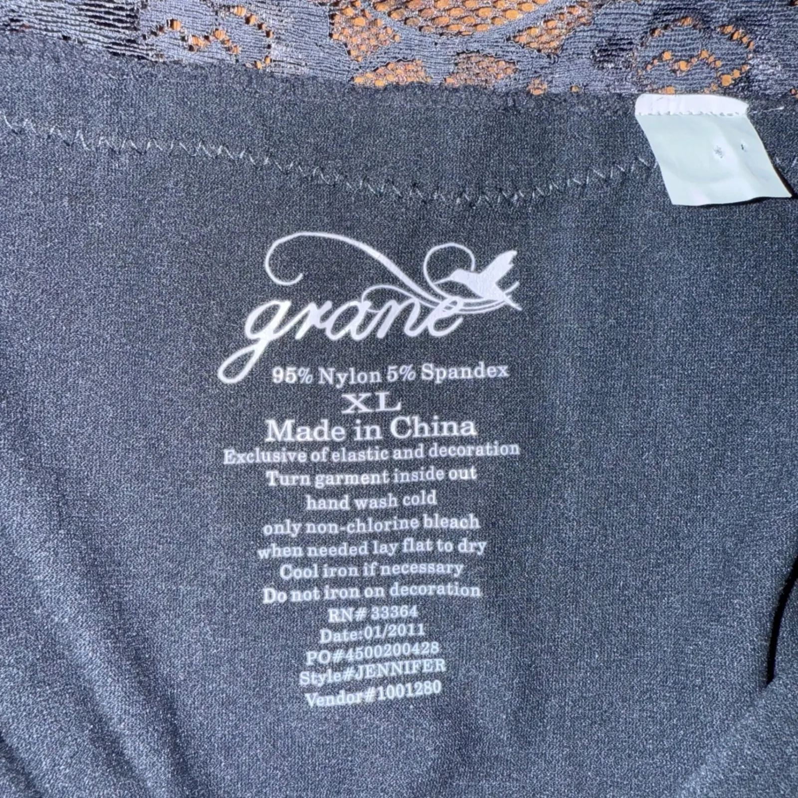 Grane Lace Trim Cami Tank Top XL Nylon Spandex V Neck‎ Adjustable Straps Y2K Black - Image 4