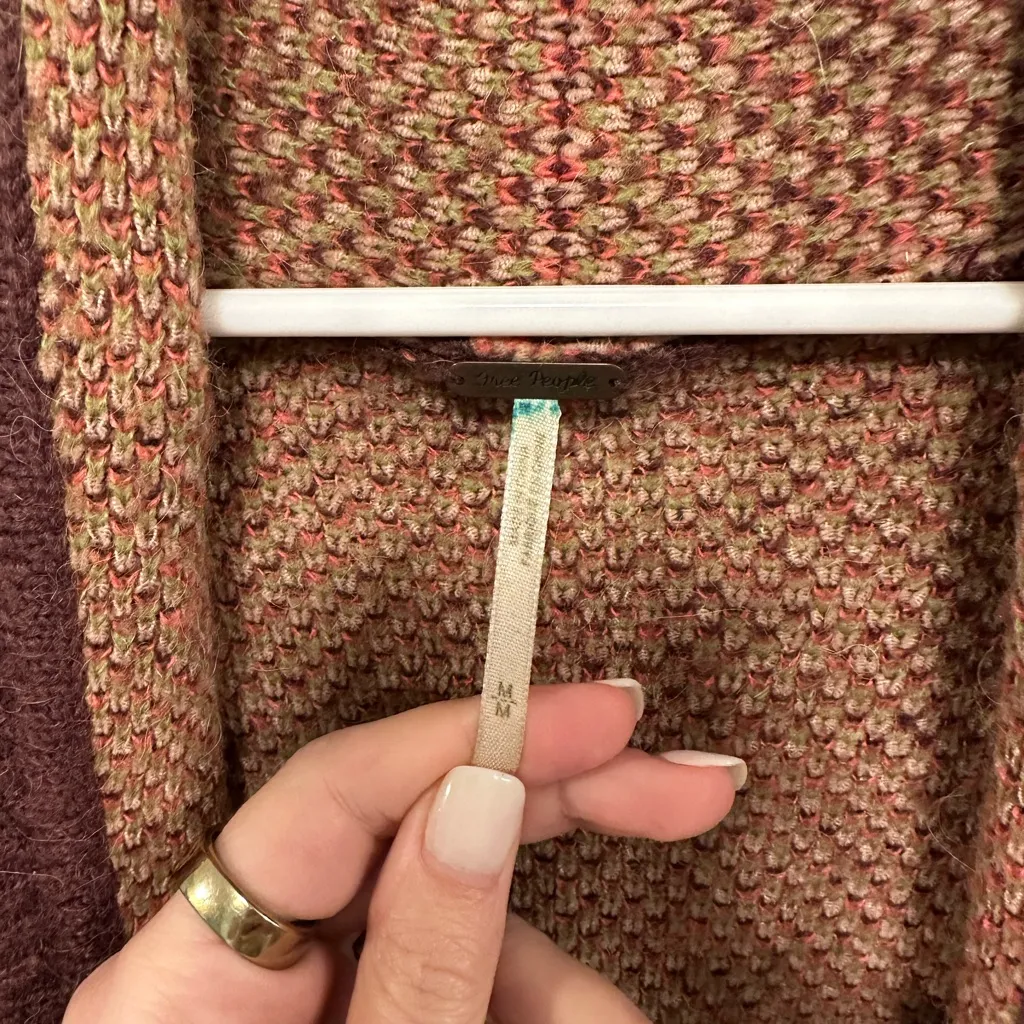 Free People flower power floral pink Knit Cardigan! Size medium! - Image 3