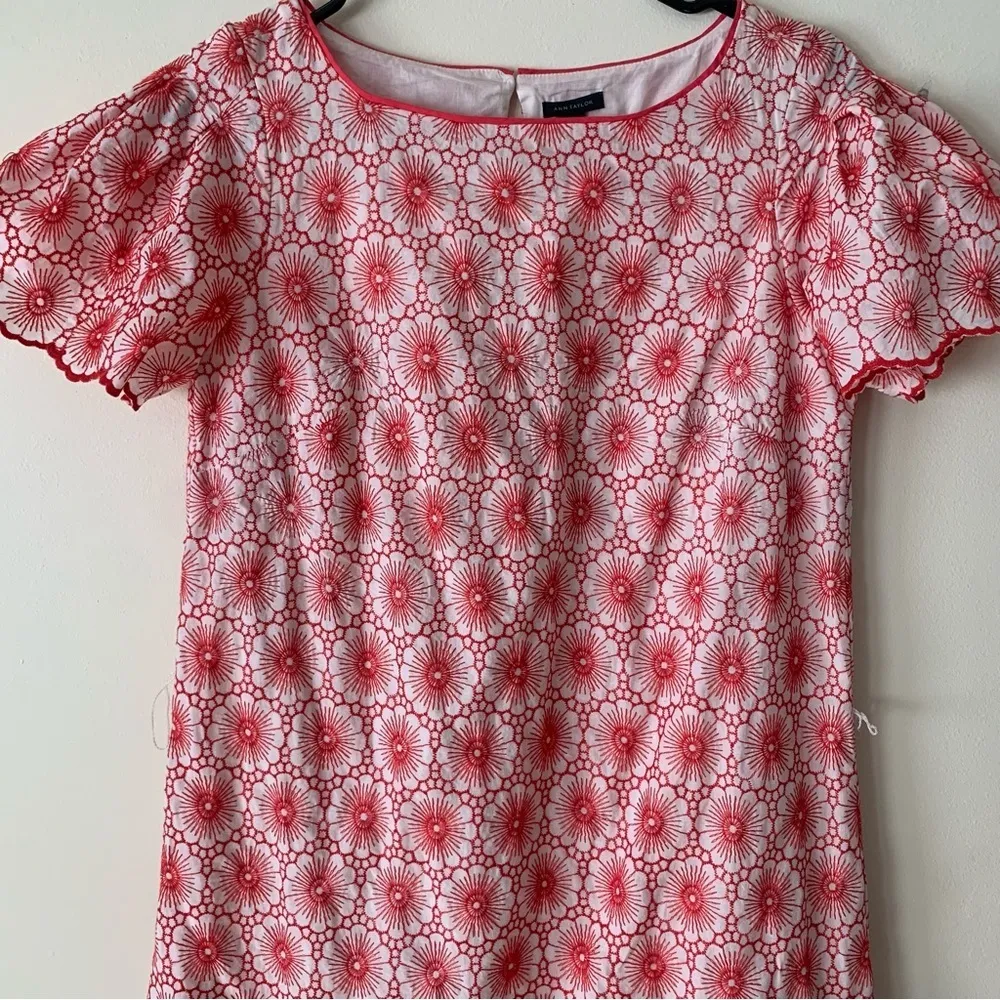 NWT  Eyelet Red and White Shift Dress NO BELT Size XS - Image 8