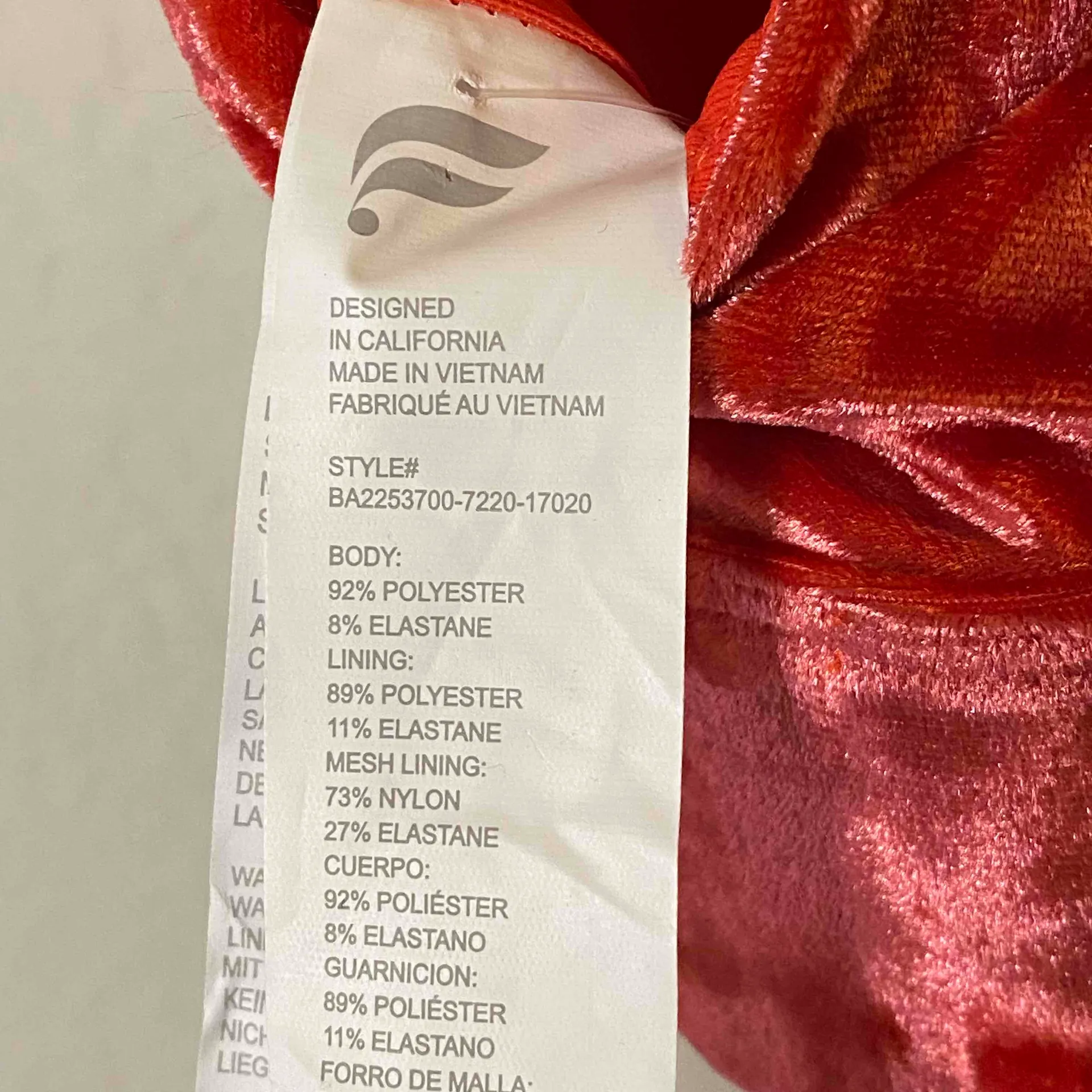 Fabletics Women Red‎ Crushed Velvet Velour Twist Oasis Sports Bra Size XS - Image 4