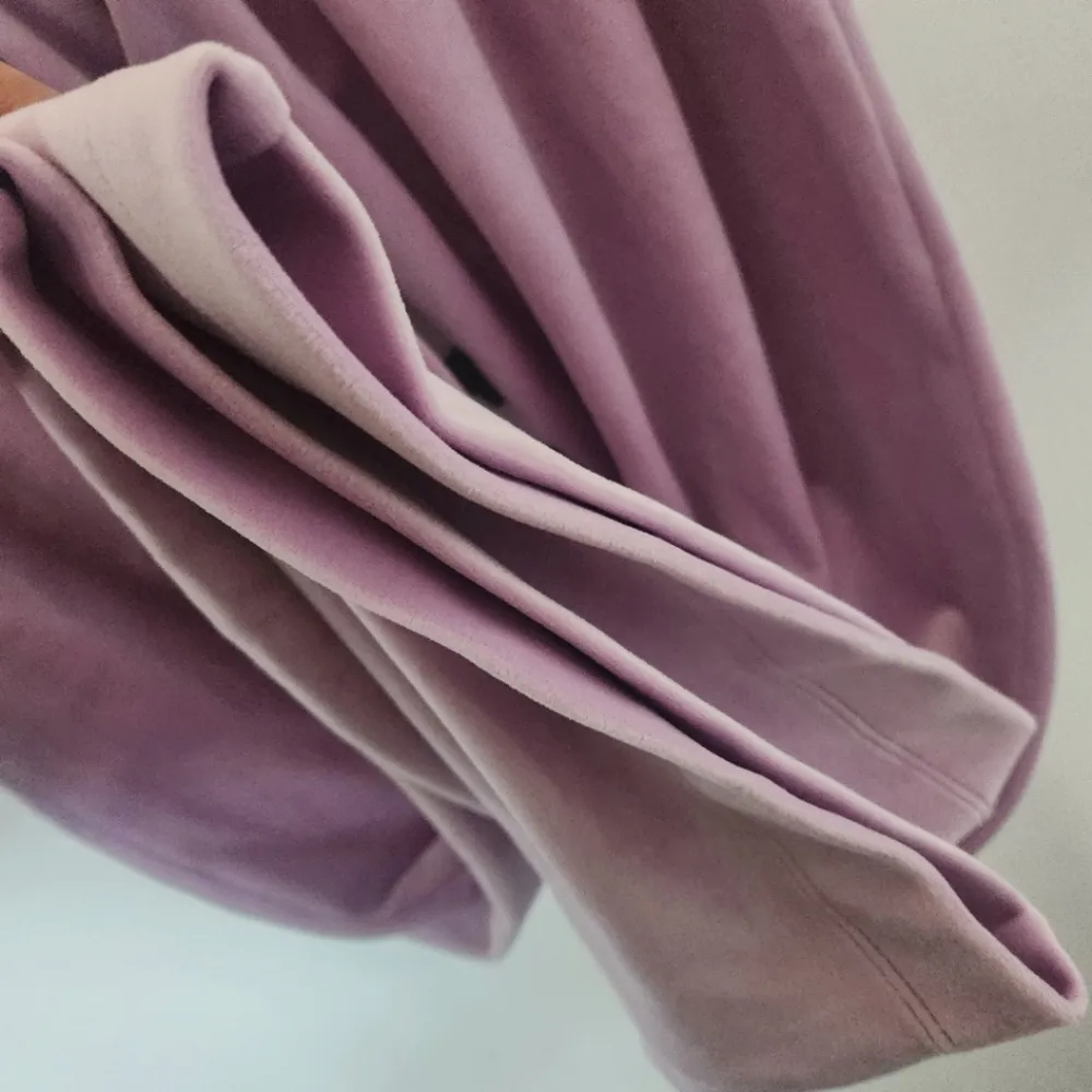 H&M Divided Pastel Purple Velour Lounge Pants - Image 5