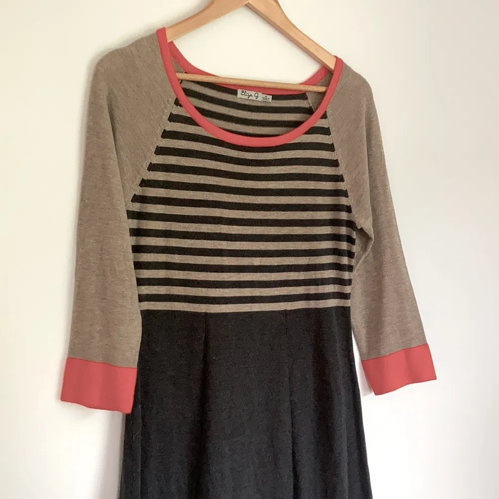 Eliza J Striped Fit and Flare Sweater Dress M - Image 2