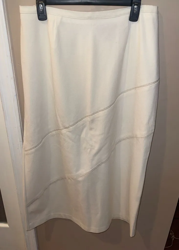 Norton McNaughton long Cream Skirt NWT with back slit woman’s size 14 NWT - Image 1