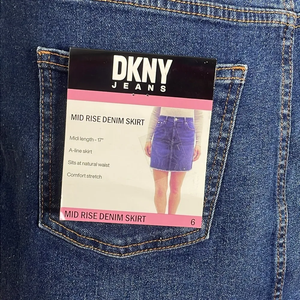 DKNY Jeans NWT Women’s Denim Blue Mini Skirt Size 6 - Image 8