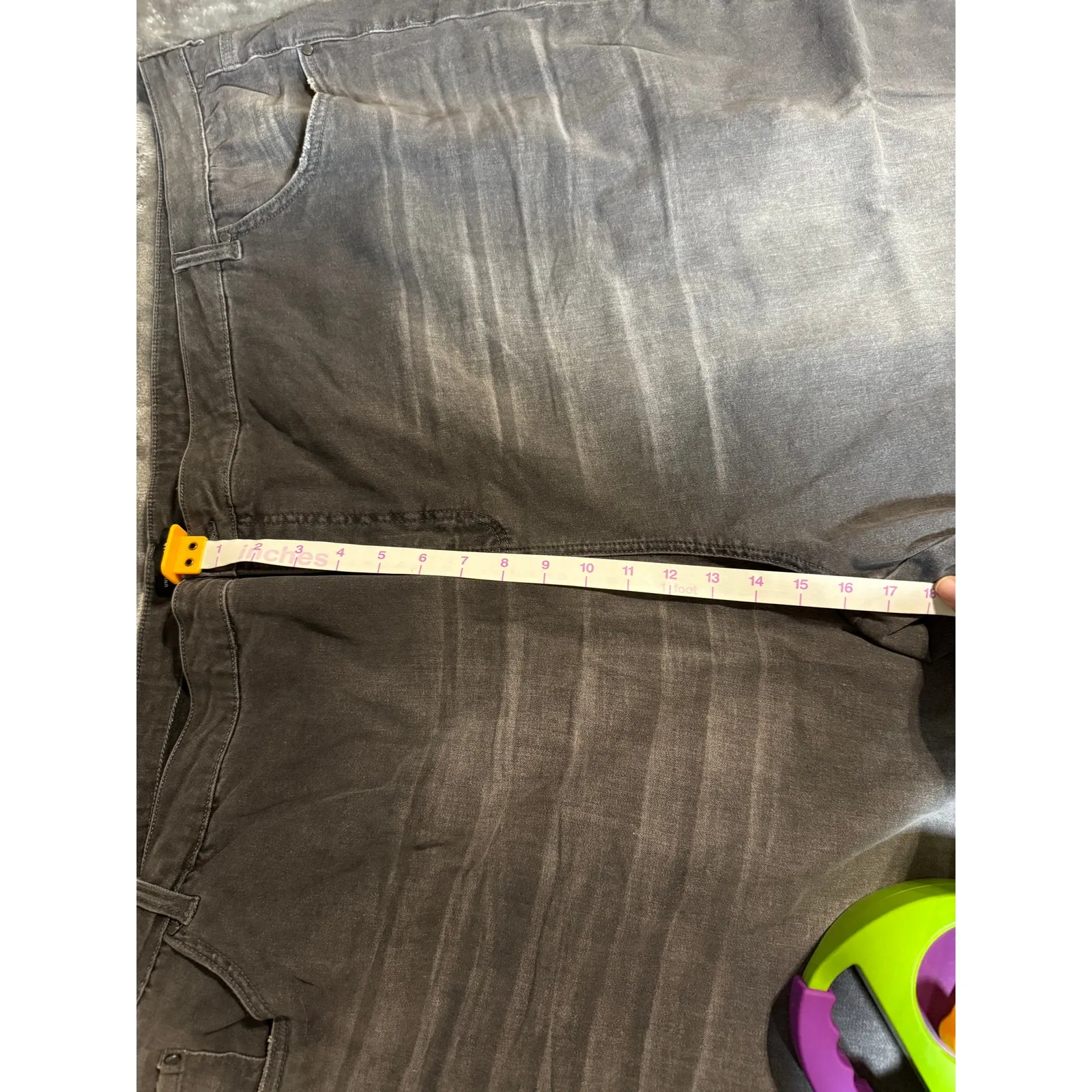 NWT Universal Standard Size 38 VINTAGE LOGAN HIGH RISE 32" DISTRESSED GREY - Image 13