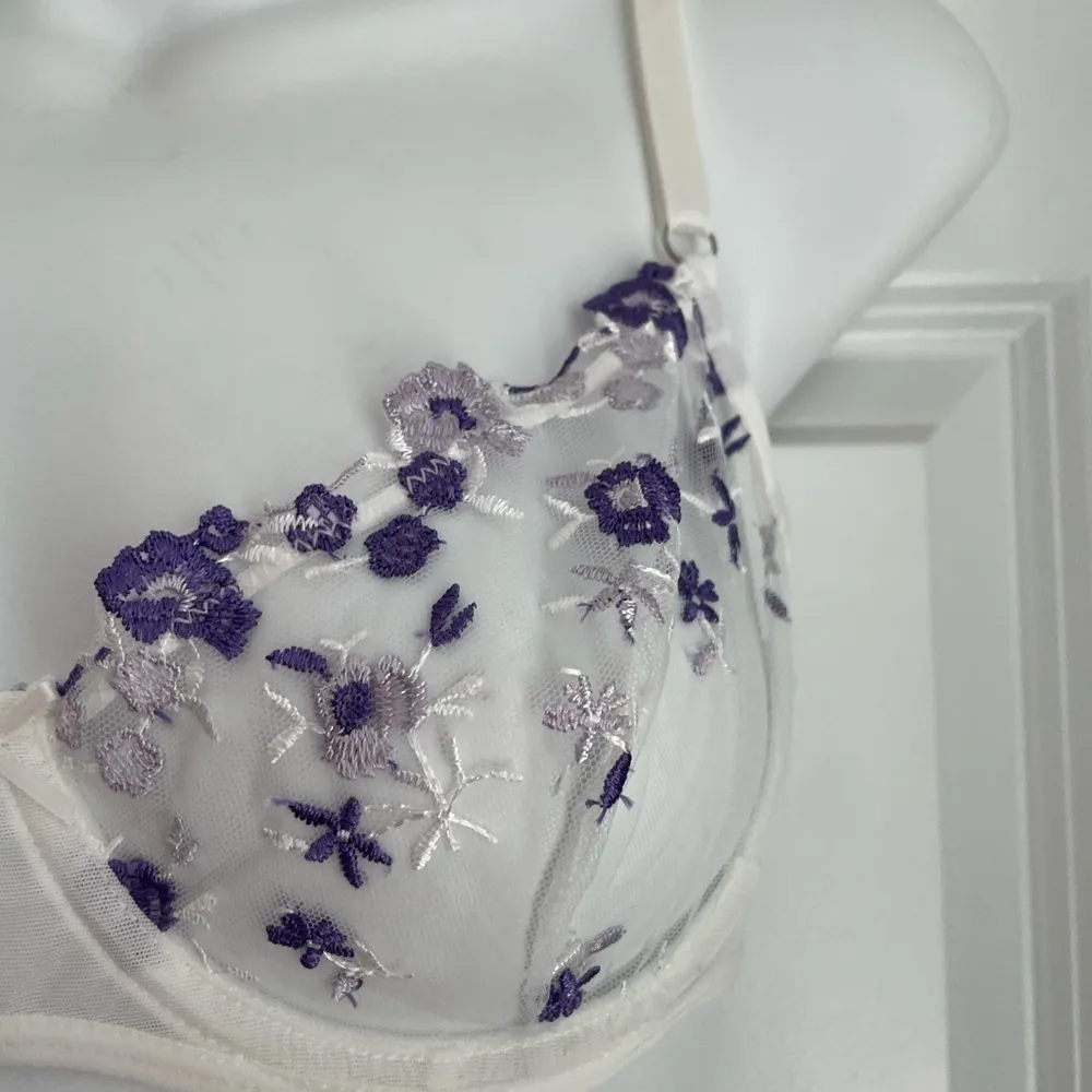 Shein Floral Embroidered White Underwire Bra Medium Lilac Purple - Image 6