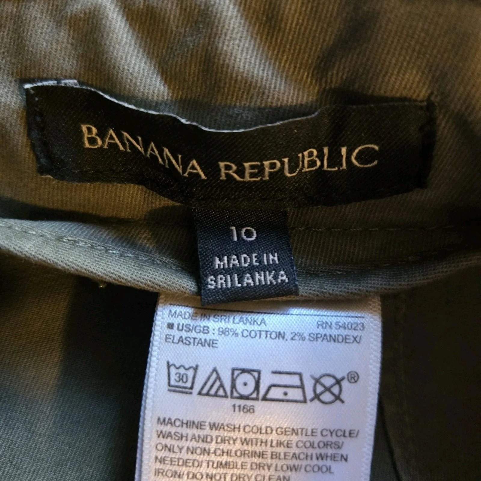 Banana Republic Army Green Joggers Size 10 Capris Women’s Utility Cropped Pants - Image 8