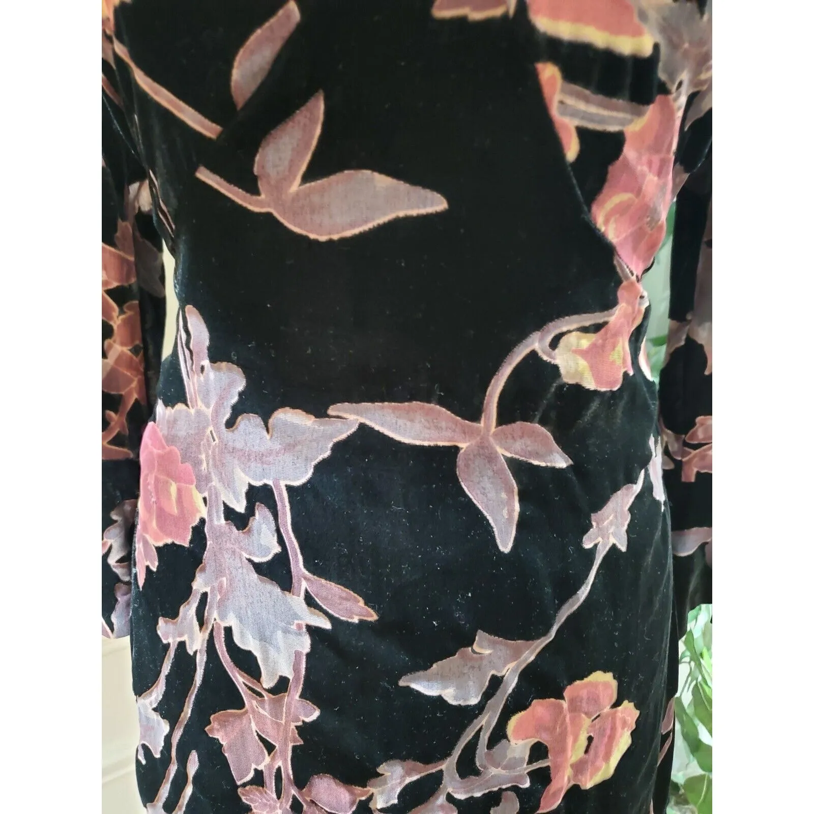 Mystree Women's Black Floral Rayon V-Neck Long Sleeve Knee Length Dress Medium - Image 3