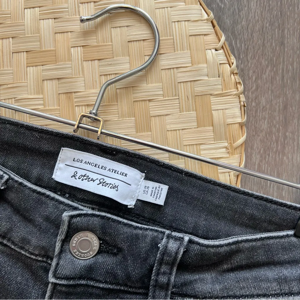 & other stories black‎ high rise skinny jeans - Image 5