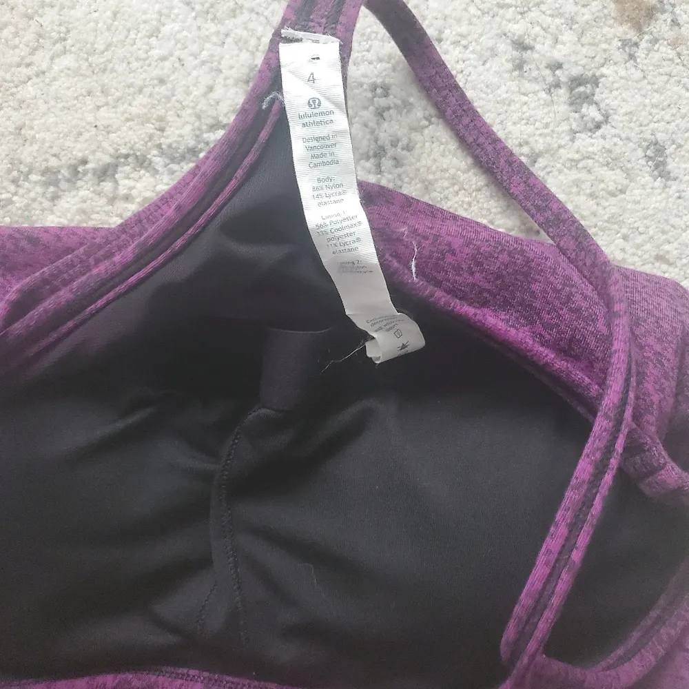 Lululemon Racerback tank size 4 with built-in bra with cups purple black - Image 4
