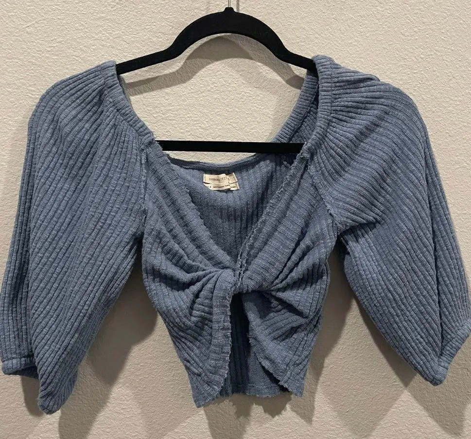 Twist Front Baby Blue Knit Puff Sleeve Crop Top - Image 4