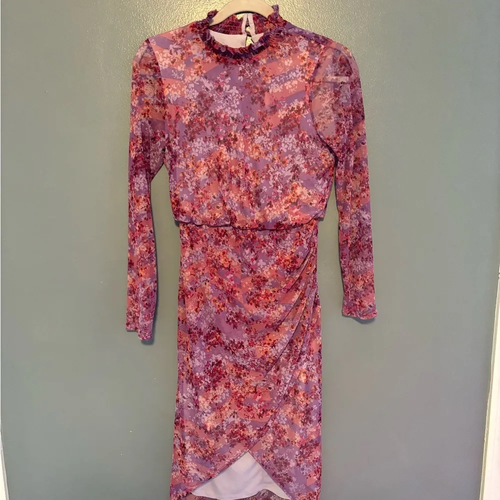 Laundry by Shelli Segal Long Sleeve Floral Chiffon Dress​ - Image 2