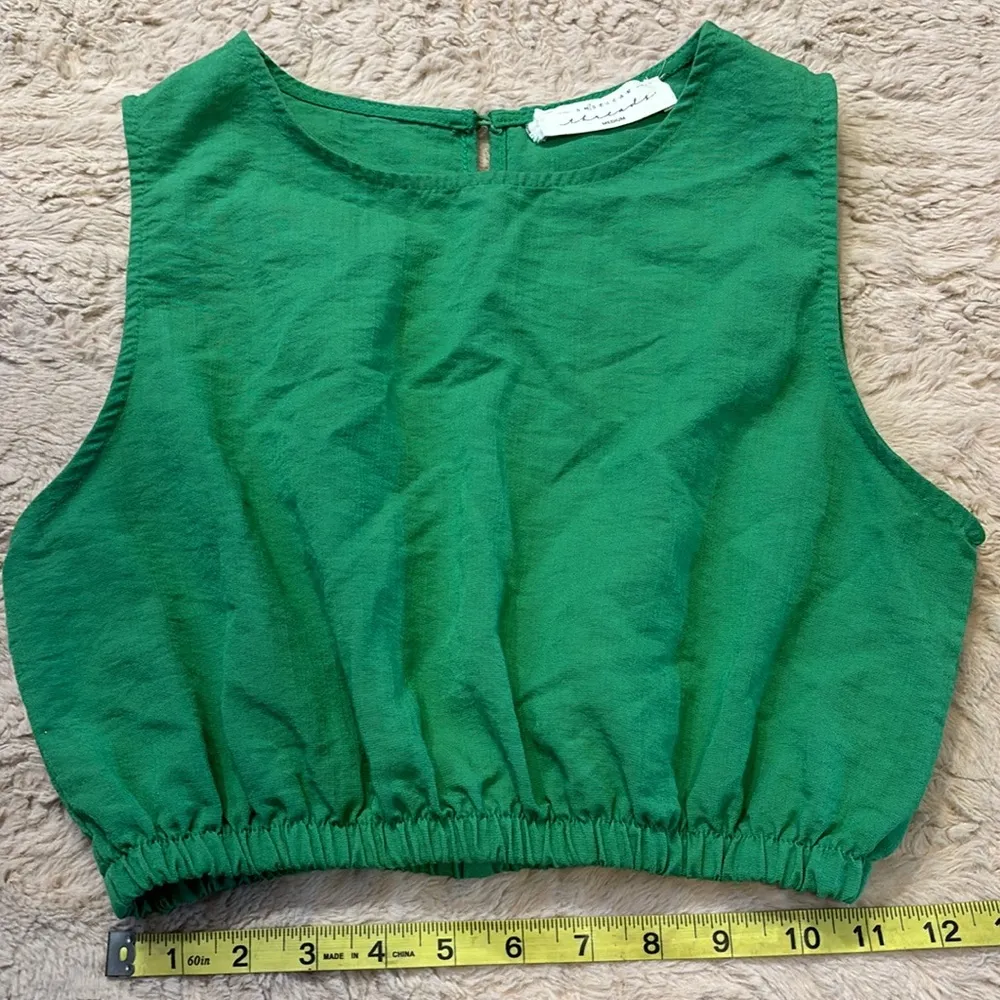 American Threads Green crop top • size medium • - Image 3