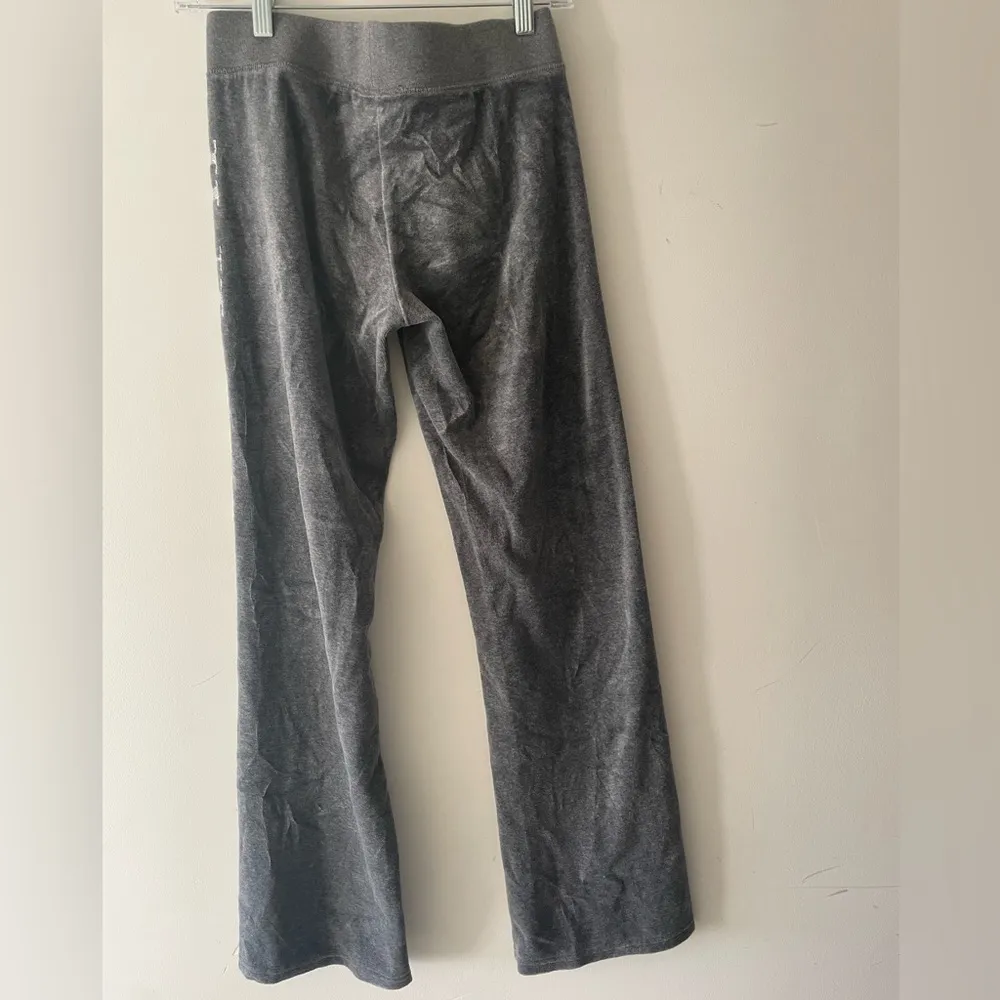 Juicy Couture “Juicy” Y2K Charcoal Gray Velvet Pants - Image 4