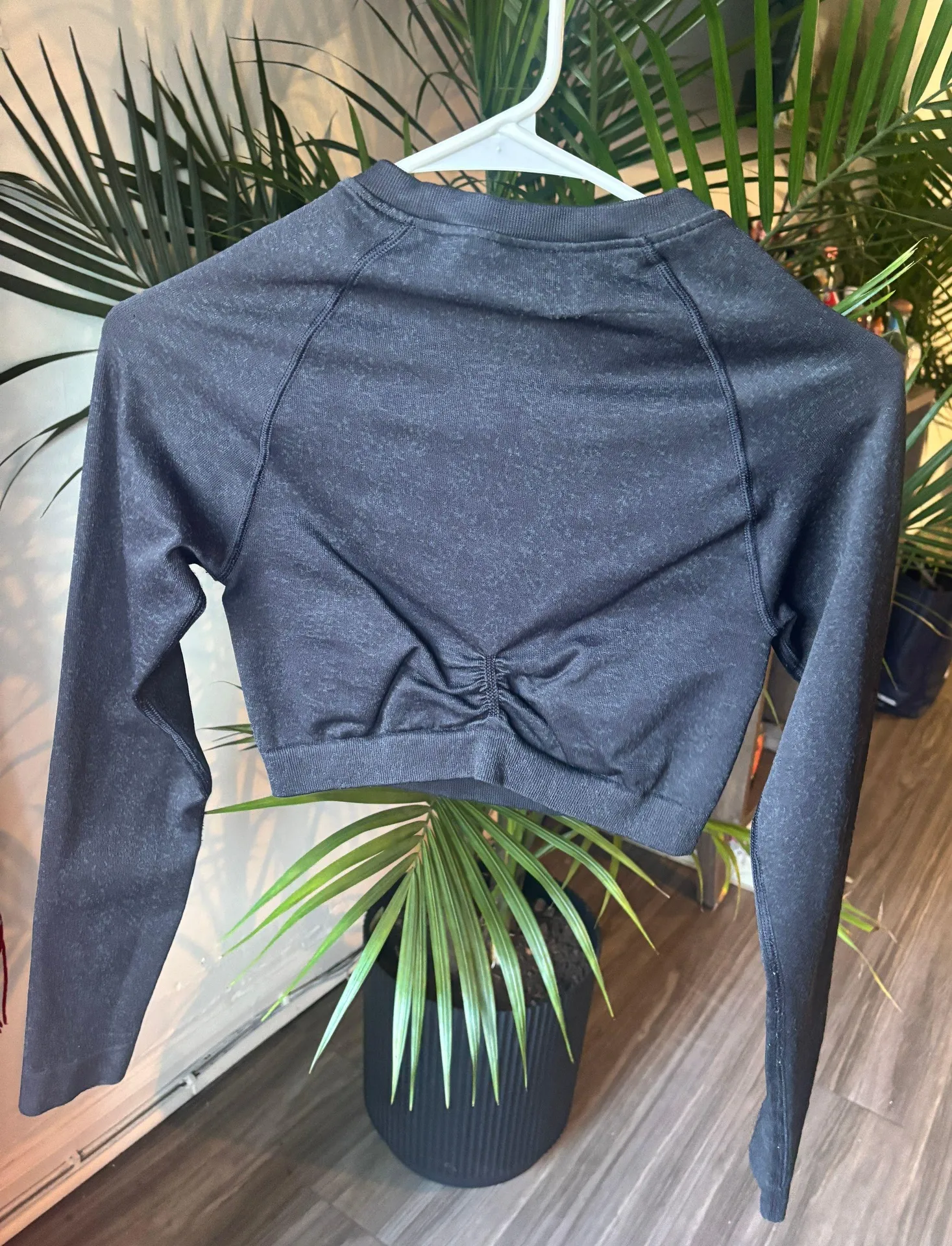 Cropped Long Sleeve Top - Image 2