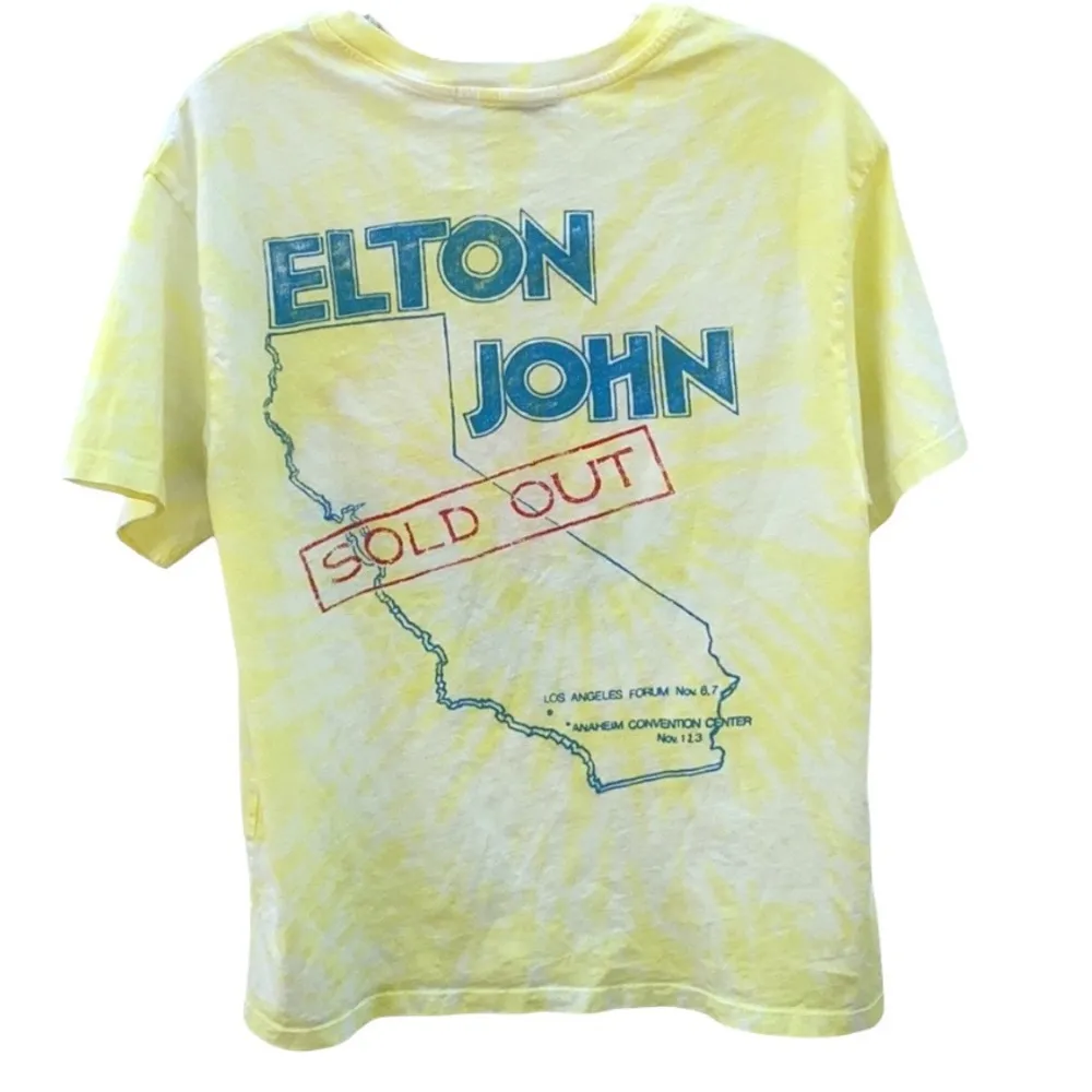 Daydreamer Womens Small Elton John sold out 1980 CA tour boyfriend tee๐๐ผ - Image 3