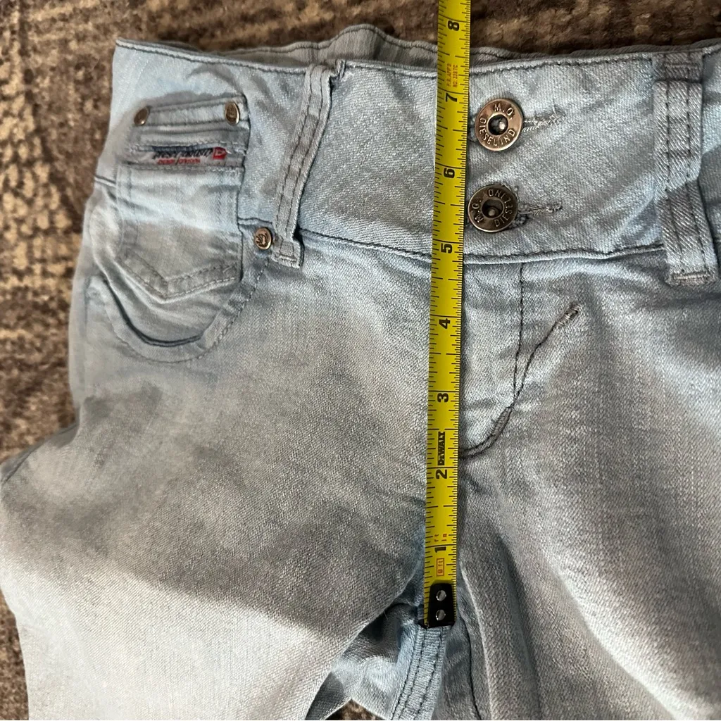 Diesel Vintage Rare Women’s Size 10 Light Blue Wash Super Low Rise Slim Jeans - Image 10