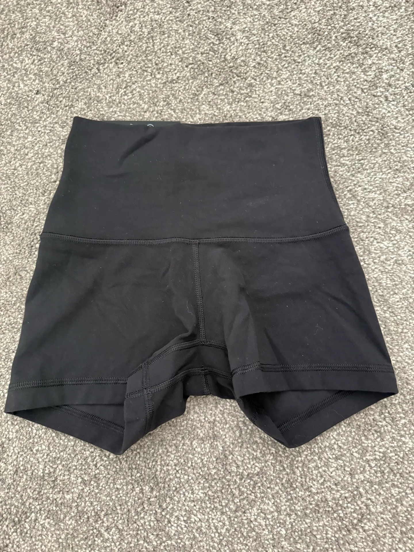 Aritzia Golden Butter Biker Shorts - Image 2