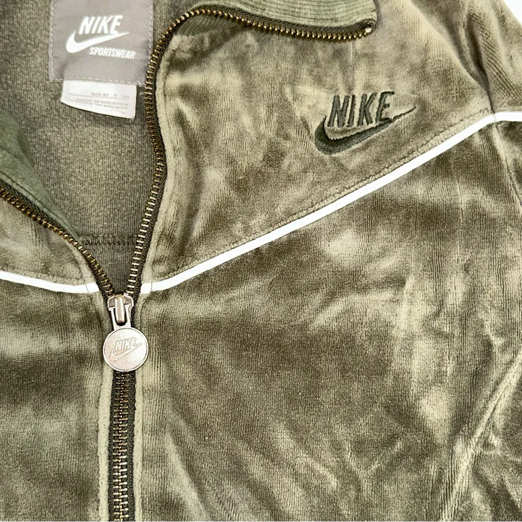 Nike • Vintage Sportswear Track Jacket Womens Large Gray Velour Velvet Full Zip - Image 8