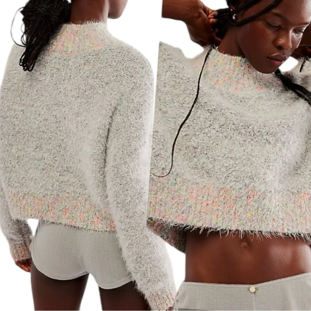 Free People Stardust Pullover Mock Neck cropped fussy soft warm Sz XS oversized - Image 2