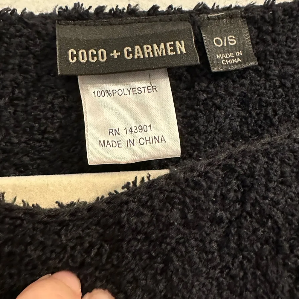 Coco & Carmen Oversized Black Poncho // Size OS - Image 6