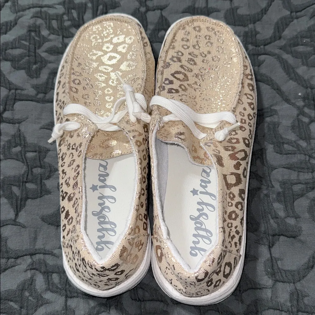 Gypsy Jazz size 10 rose gold animal print slip on shoes with laces new w/out box Tan - Image 3