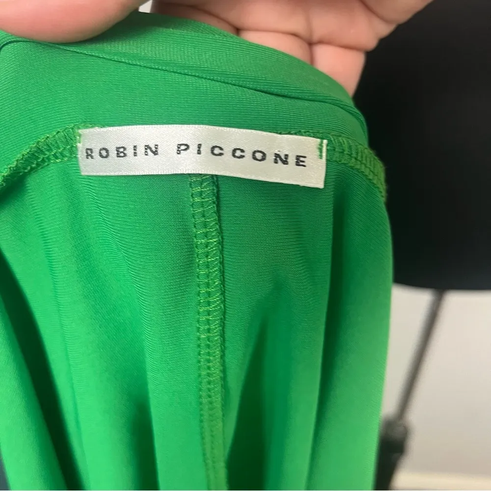 Robin Piccone green metal detailing swim/coverup skirt size medium - Image 4