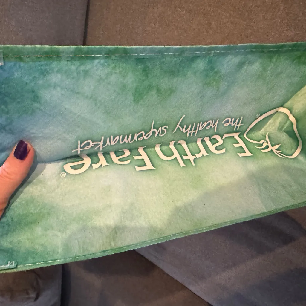 Colorful Tomato Print Tote Bag Red - Image 3