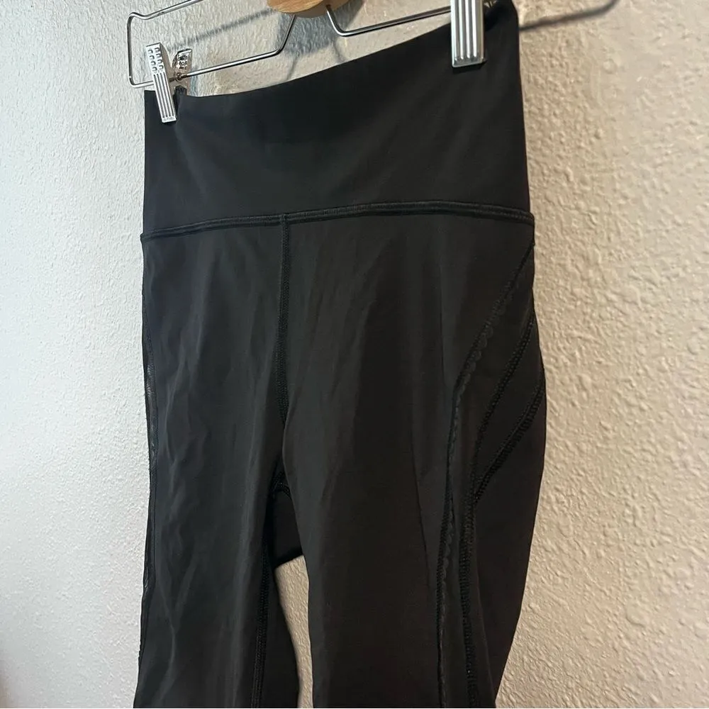 Lululemon Sun Setter Crop (17")
Black - Image 9