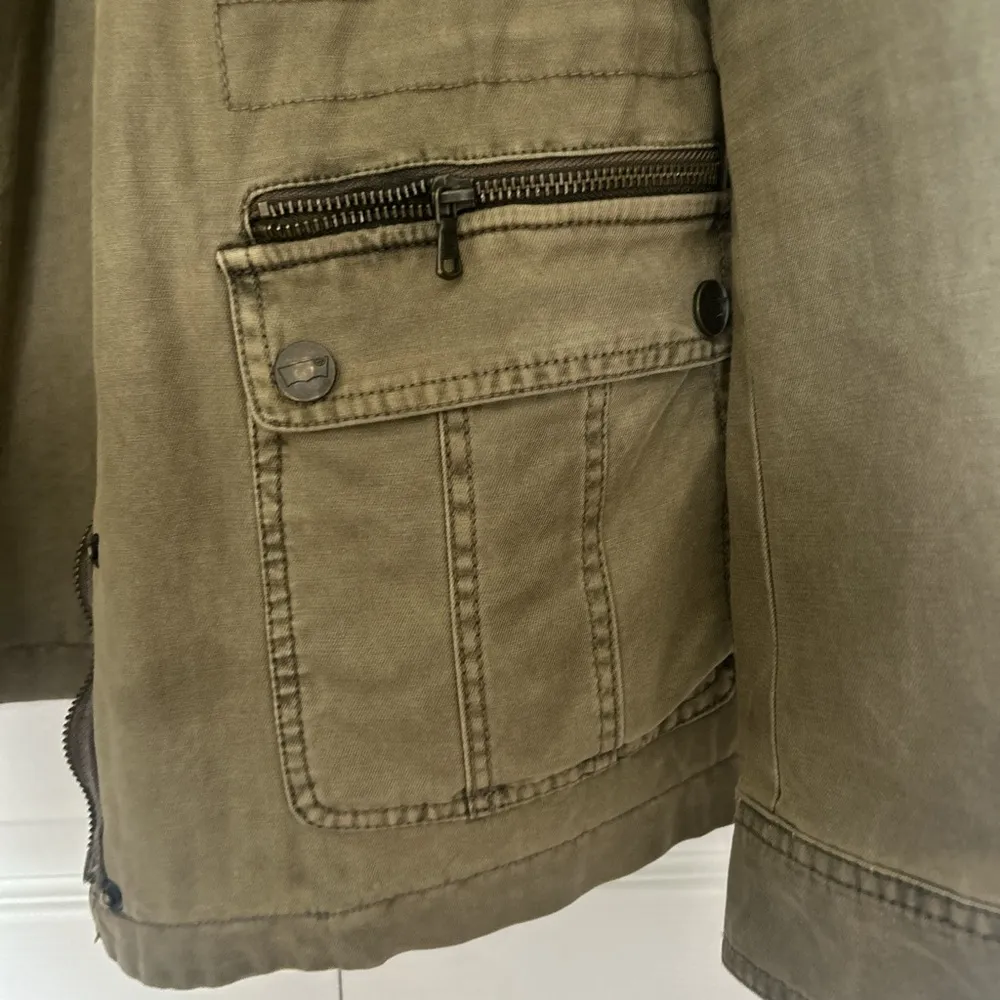 Levi’s Khaki Green Jacket - Image 6