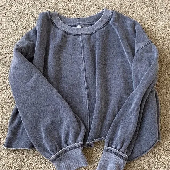Free People movement crop sweatshirt - Image 3