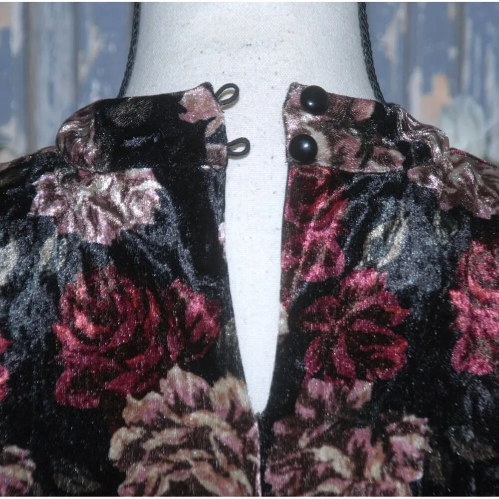 AGB Black Burndy Velvet Floral Dress Size M Whimsy Goth 90's Choker Neckline Size M - Image 7