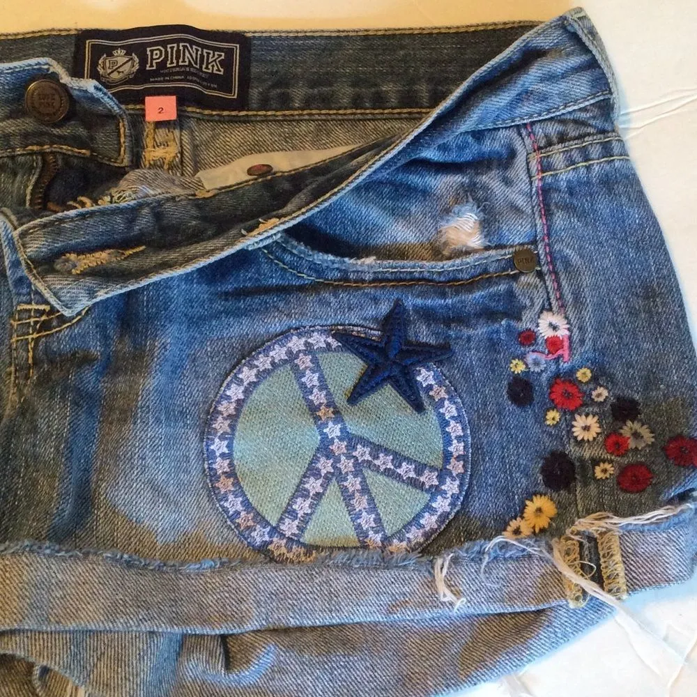 PINK VS Cut-Off Denim‎ Shorts - Image 2