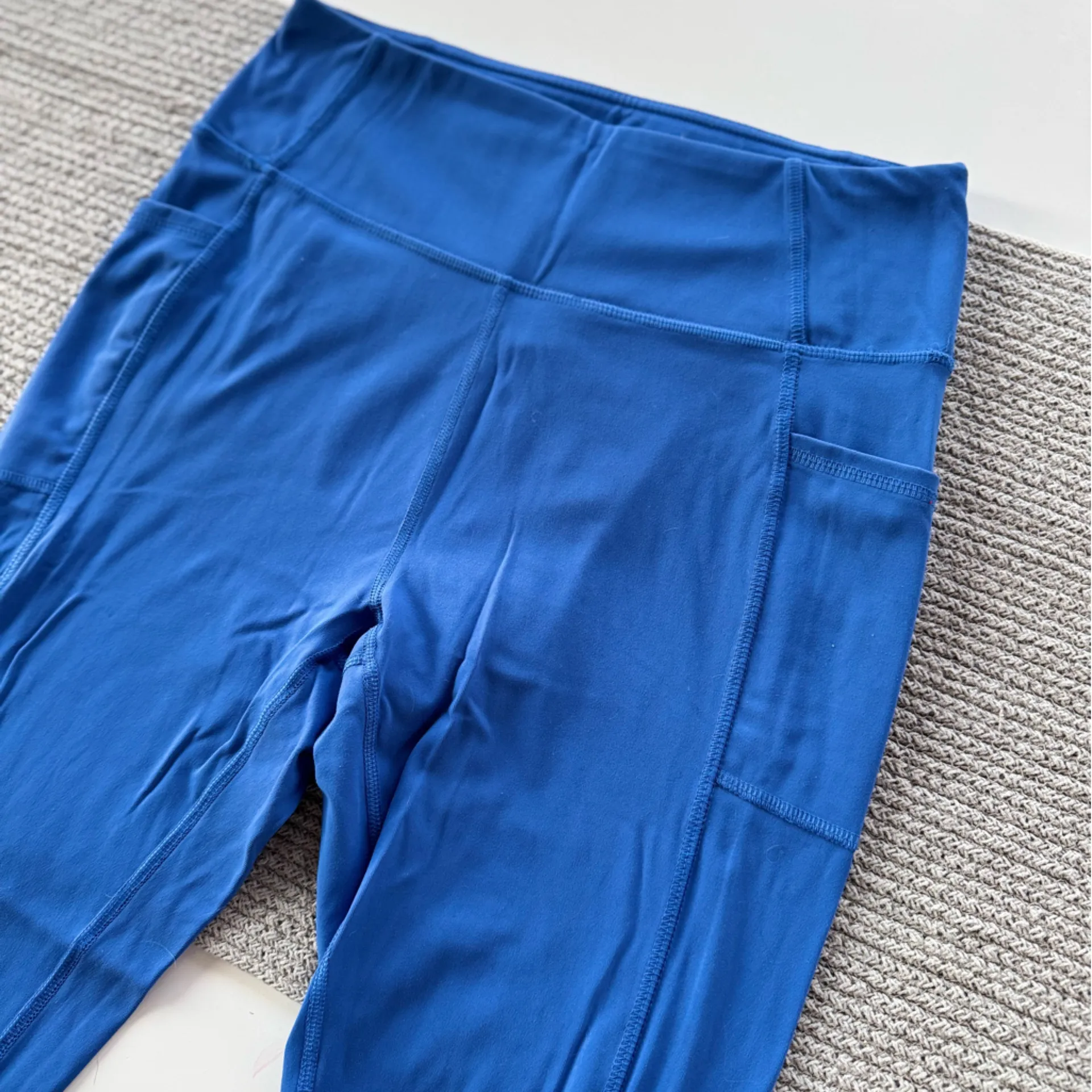 Gottex Bright Cobalt Blue Leggings with Pockets Size Medium - Image 5