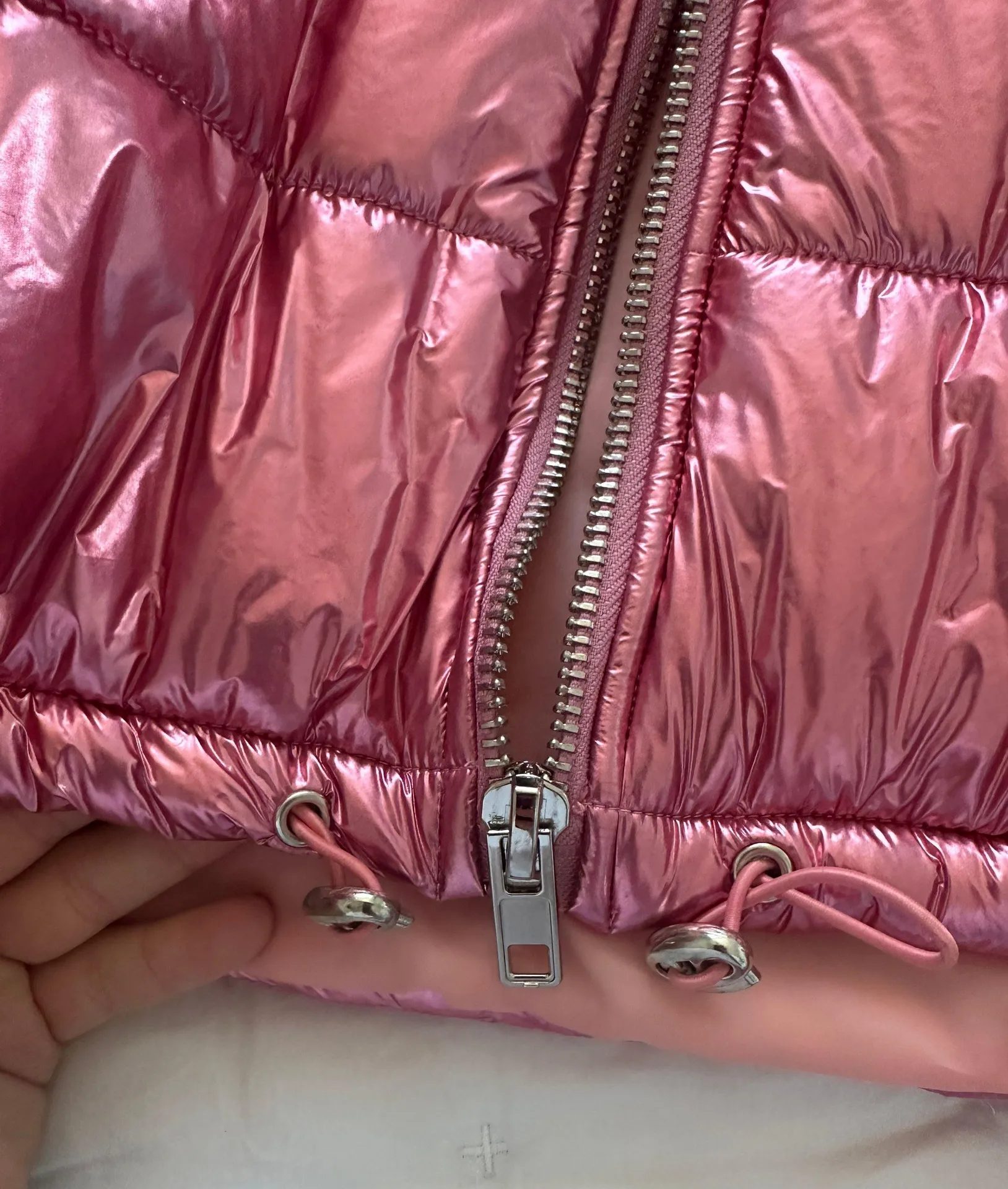 Cropped Pink Puffer Jacket - Image 8