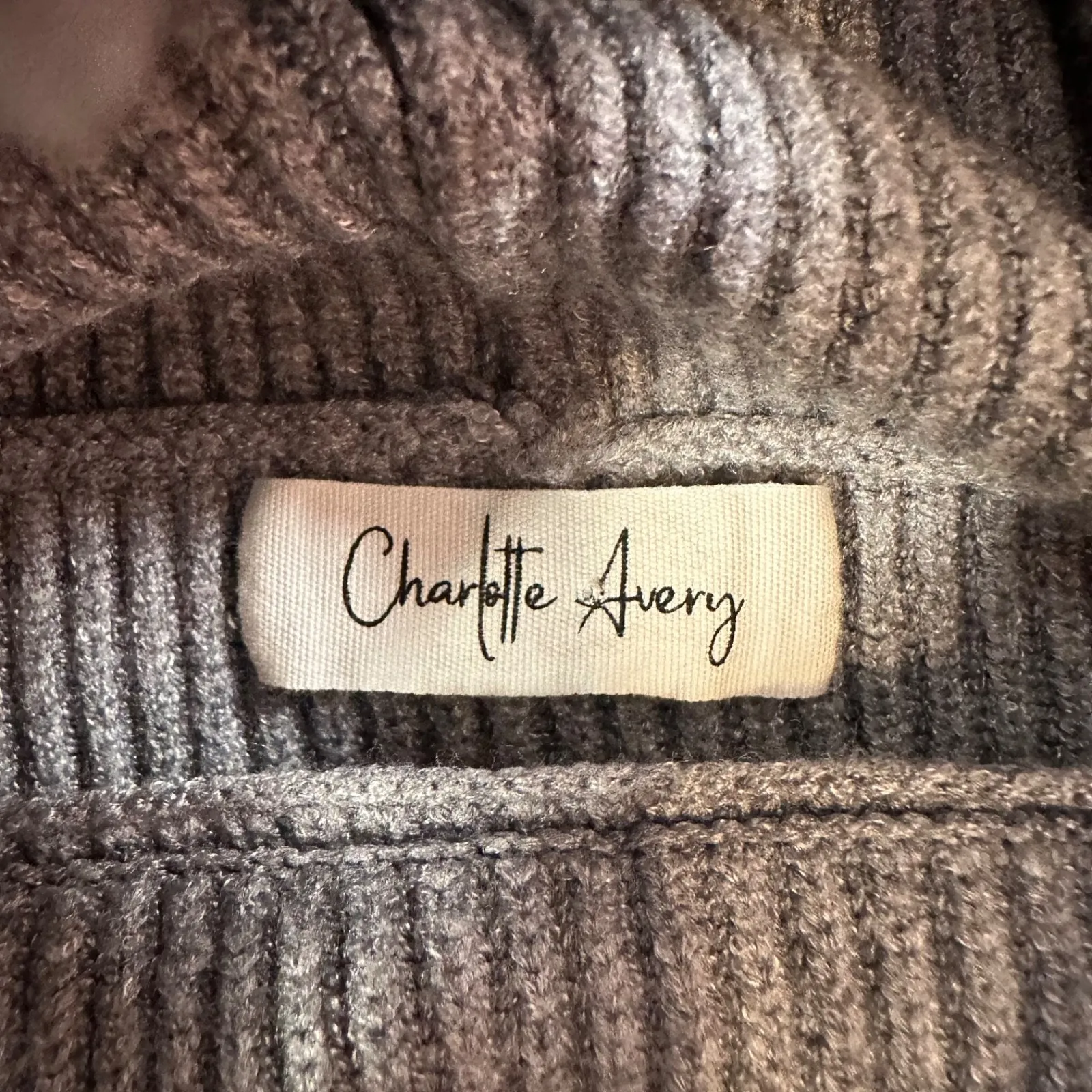 Charlotte Avery Ribbed Knit Turtleneck Sweater Women's Medium Oversized Gray - Image 5