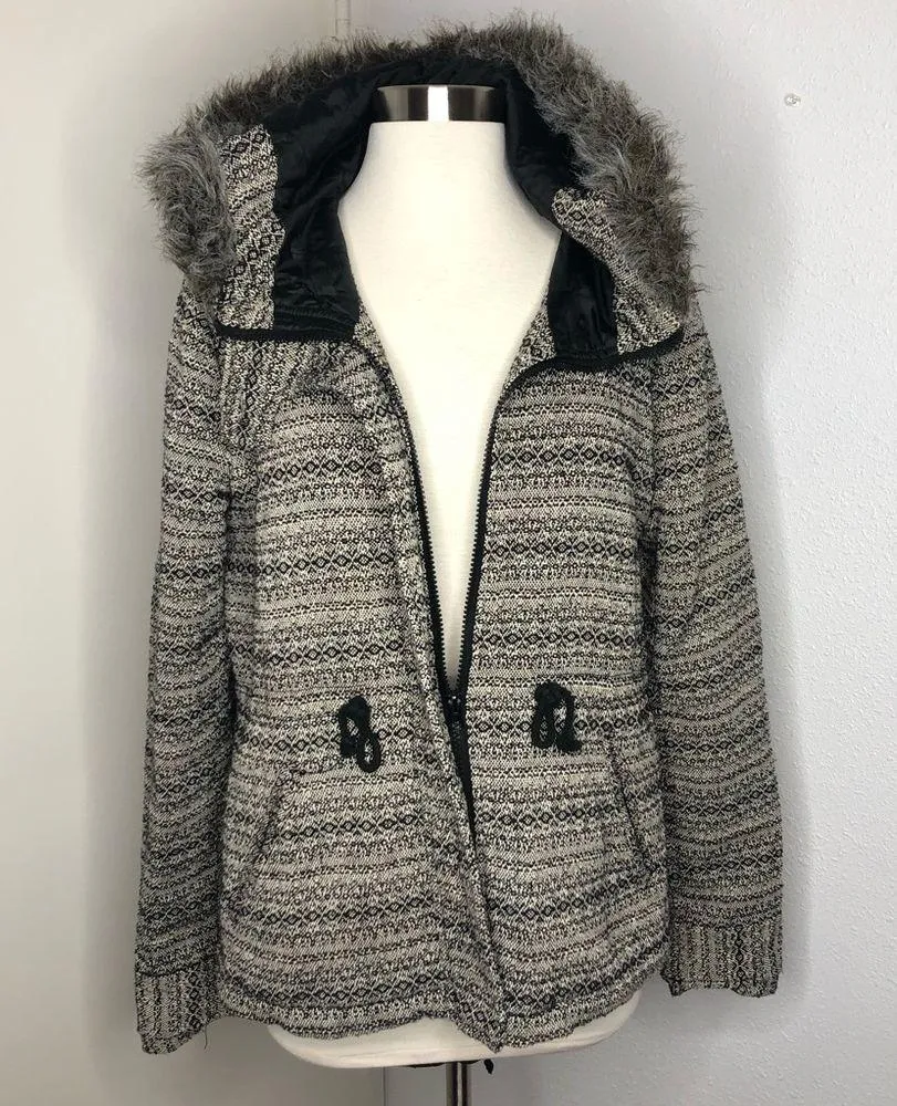 Jack by BB Dakota Jacquard Jacket with Faux Fur Hood size L - Image 2