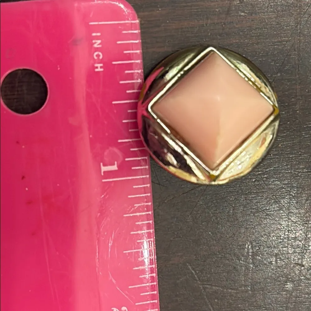 Elegant pale pink Clip - Image 3