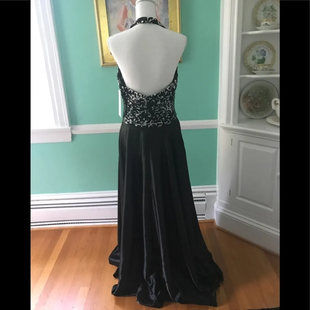Paris Tony Bowls Black & White Beaded Evening Gown Size 10 - Image 2