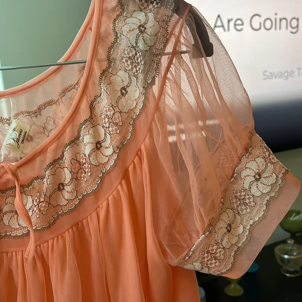 A Claire James Original vintage nightgown Orange Size undefined - Image 4